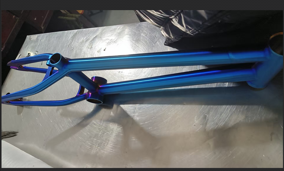 TITANIUM PARK FRAME  NAUGHTY 16INCH